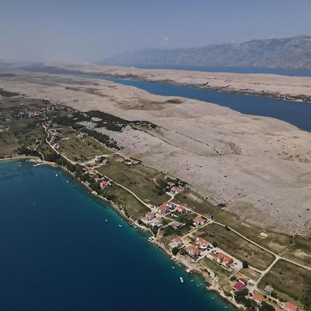Apartments Horvat On Island Pag Vlasici Luaran gambar