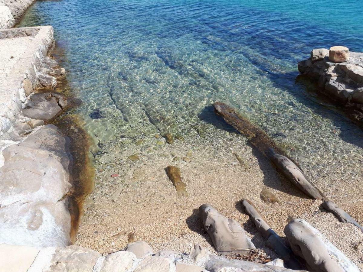 Apartments Horvat On Island Pag Vlasici Luaran gambar