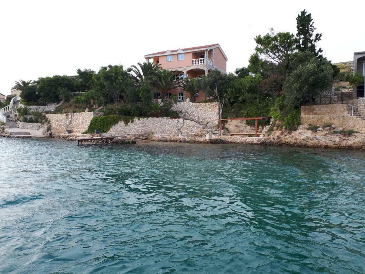 Apartments Horvat On Island Pag Vlasici Luaran gambar