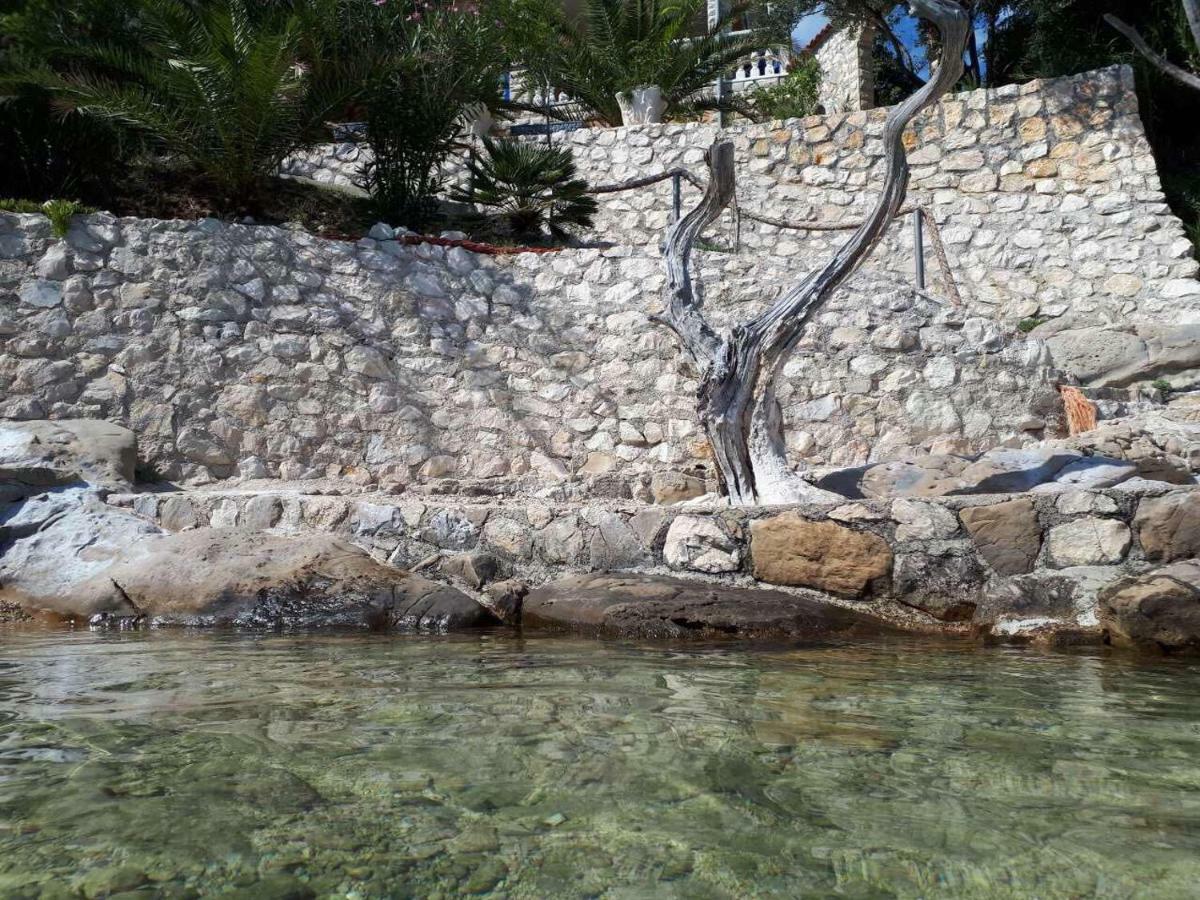 Apartments Horvat On Island Pag Vlasici Luaran gambar