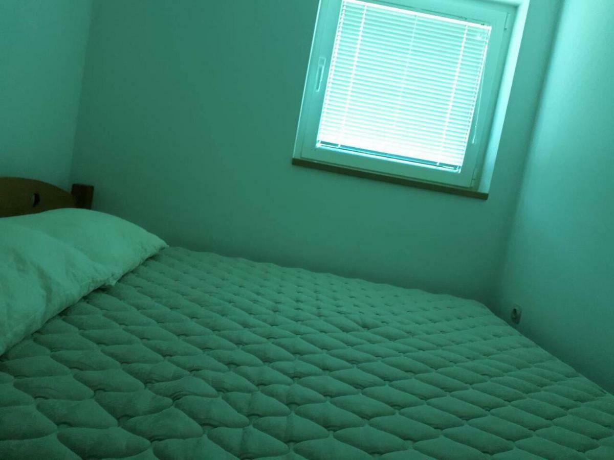 Apartments Horvat On Island Pag Vlasici Luaran gambar
