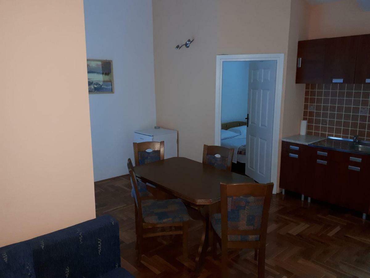 Apartments Horvat On Island Pag Vlasici Luaran gambar